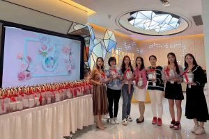 不负好春光，巾帼绽芳华——球友会（中国）集团庆祝三八妇女节活动
